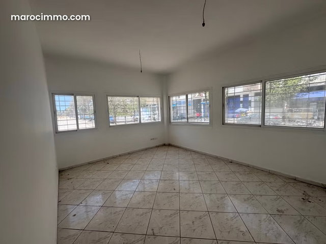 Local commercial à vendre — 4