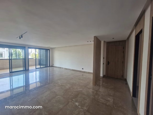Belle appartement en location à souissi — 2