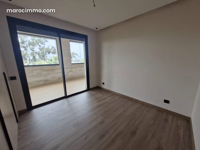Belle appartement en location à souissi — 4