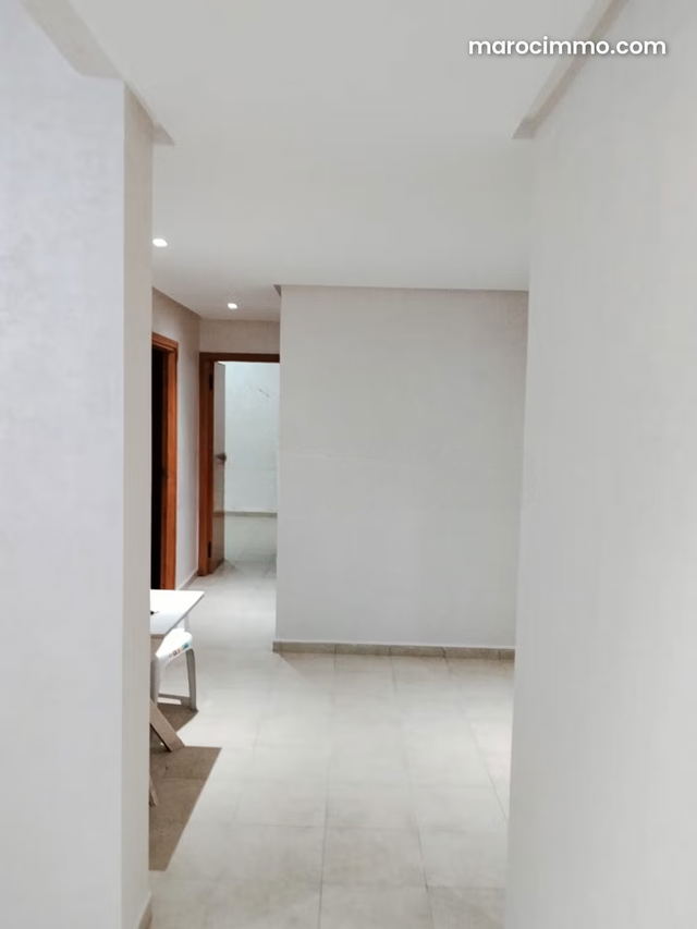 Bel appartement à louer à Ain Mezwar. 1 partie. Ascenseur — Marrakech