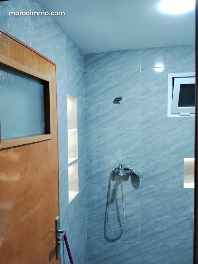 Cozy 3-Bedroom Apartment for Rent in Ain Mezwar, Marrakech. 3rd Floor with Elevator — 2