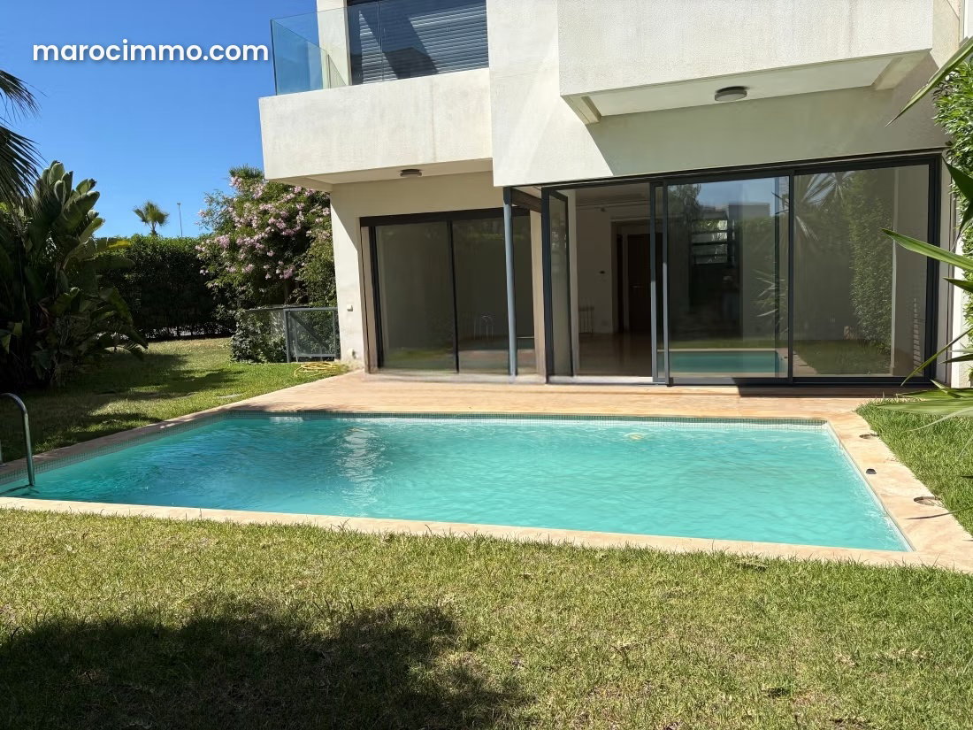 Villa for rent in Aïn Diab, Casablanca, just moments from the ocean — Casablanca