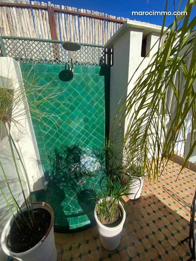 Vente riad titré avec bassin au quartier kasbah — 2