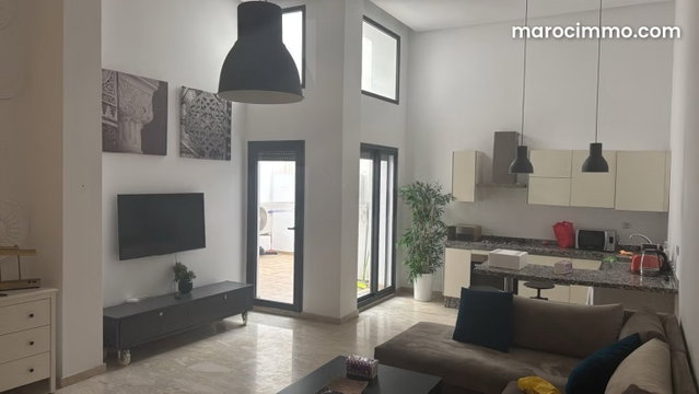 Studio meublé à louer à Gauthier Cour — 2