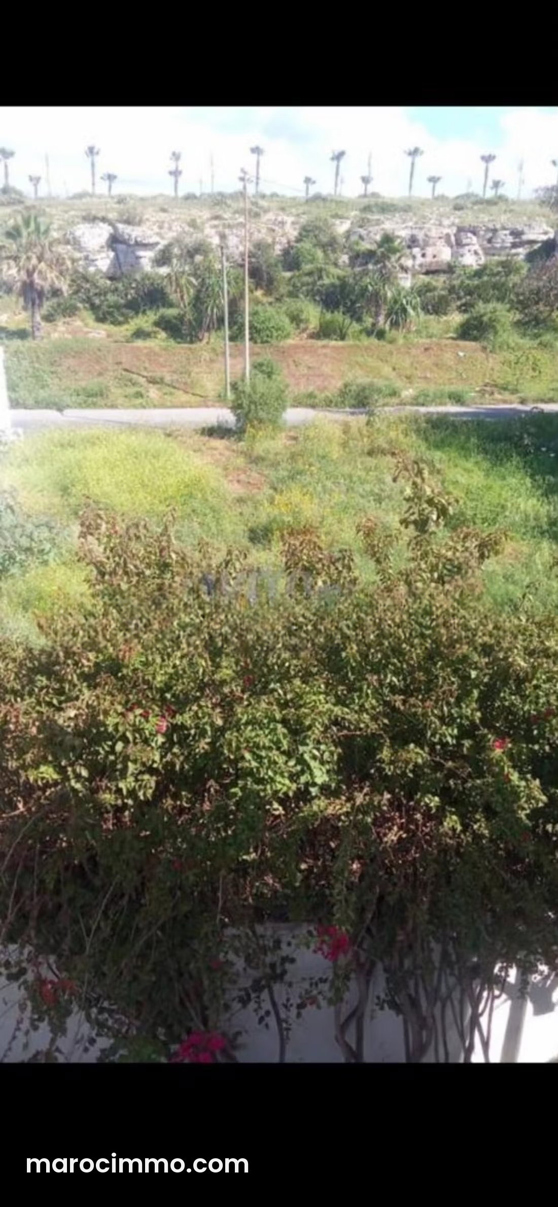 فيلا فاخرة بإطلالة على البحر للكراء في هرهورة تمارة — تمارة
