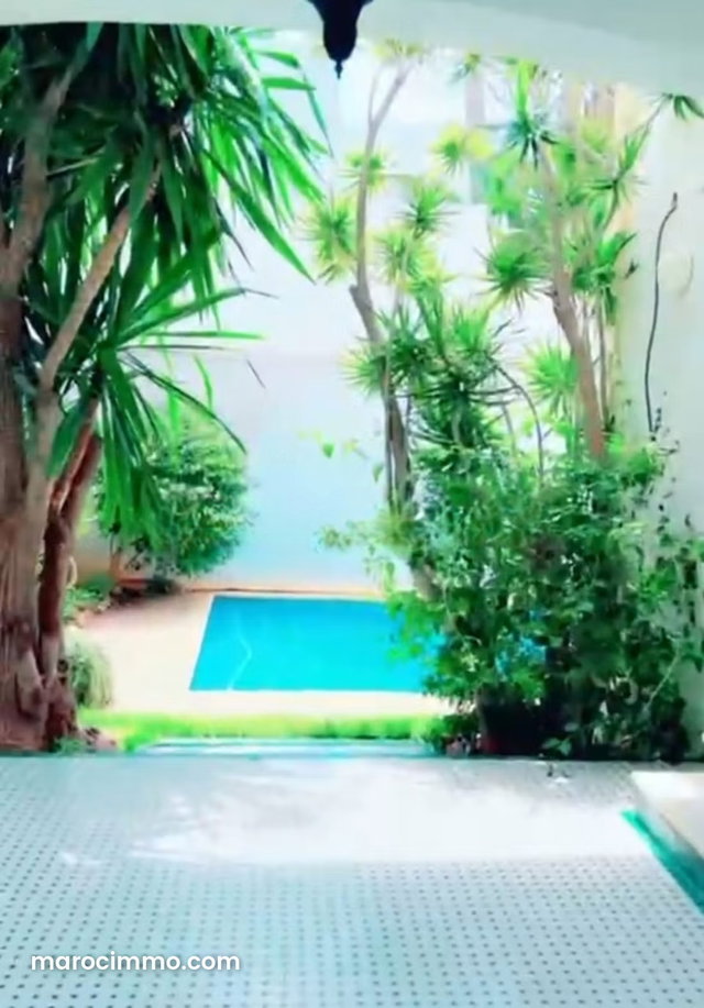 Villa a la location vide a ain Diab 40000dh — 2