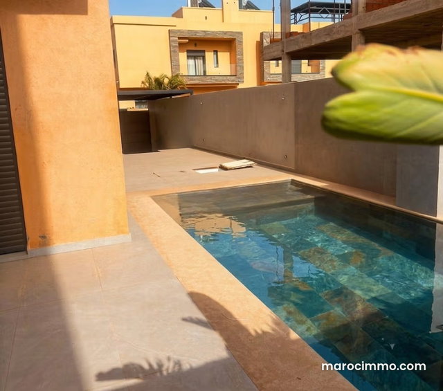 Jolie villa toute neuve avec piscine 7km du centre — 5
