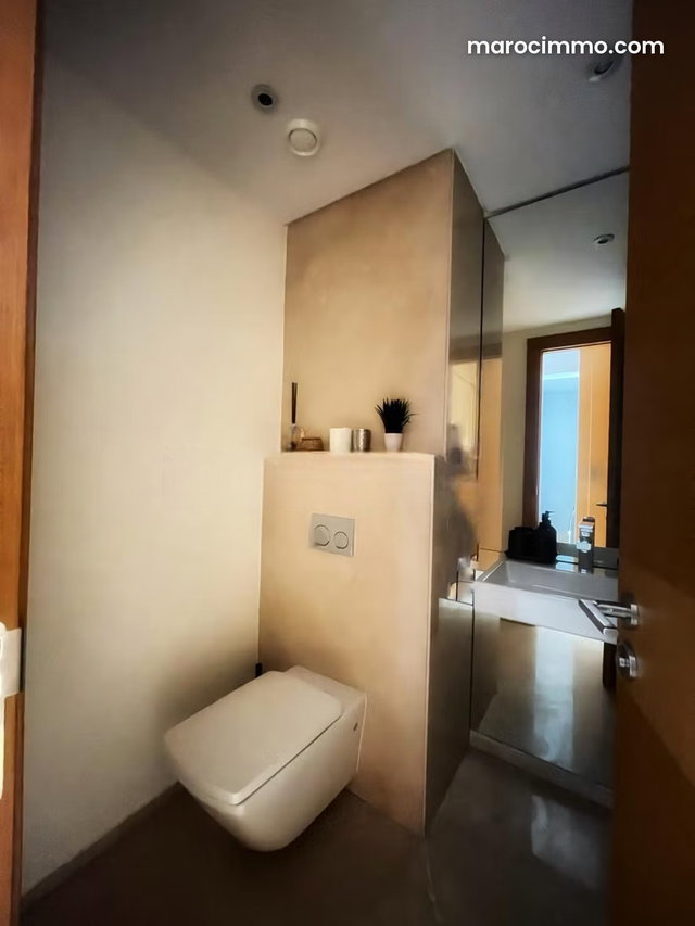 Beautiful FURNISHED STUDIO with private garden for rent CFC — 4
