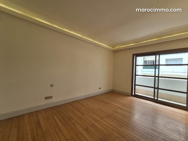 Spacieux appartement avec terrasse — 5