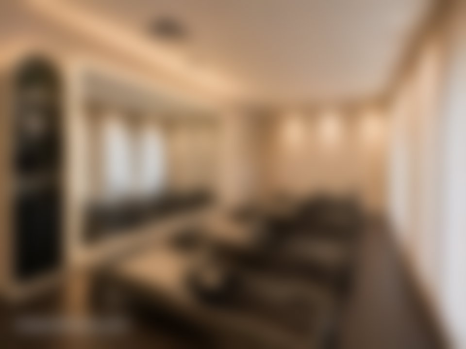 محل تجاري رحب للإيجار بكازا فاينانس سيتي