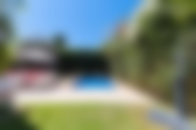 Villa à louer à Dar Bouazza, meublée avec piscine et jardin — Dar Bouazza