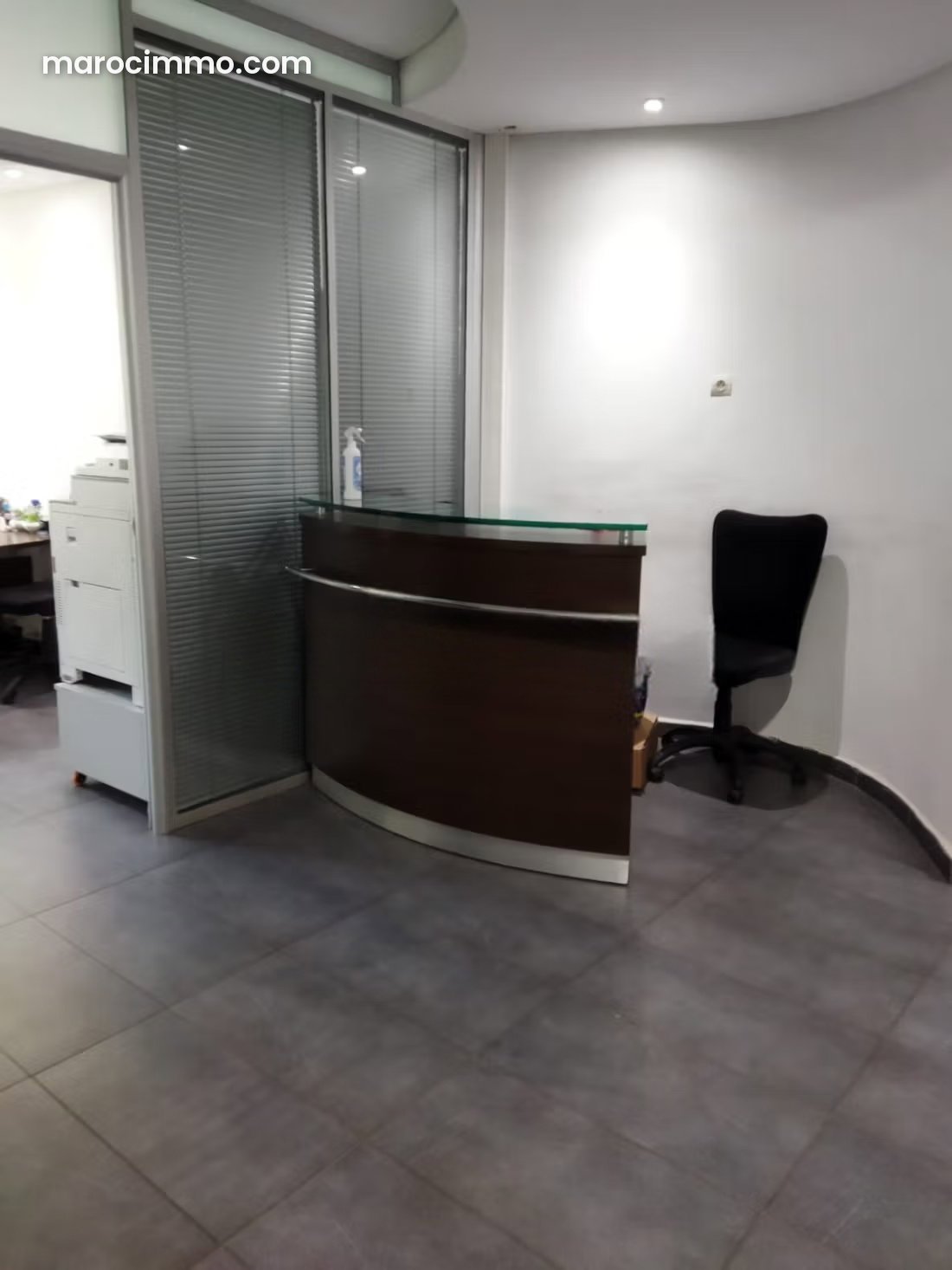 Bureau à louer à Souissi, Rabat, plateau de 300 m² — Rabat