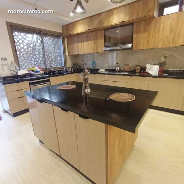 For Sale: 318.0 m² Villa in Marrakech, Targa — 3