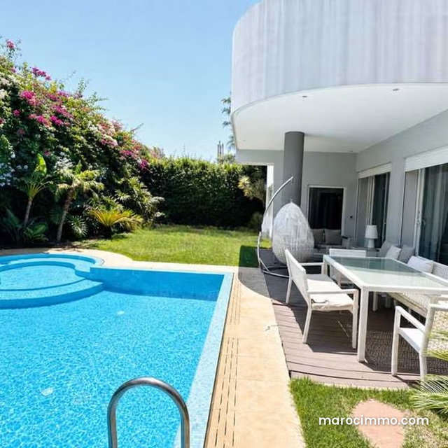 Villa à Vendre de 638.0 m² à Casablanca, Californie — 3