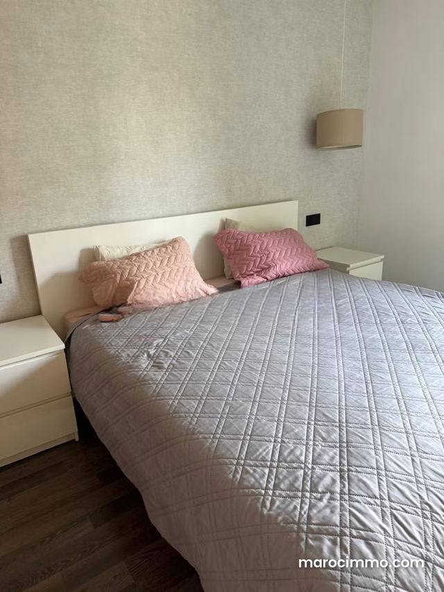 Bel studio meublé en location à Oasis — Casablanca