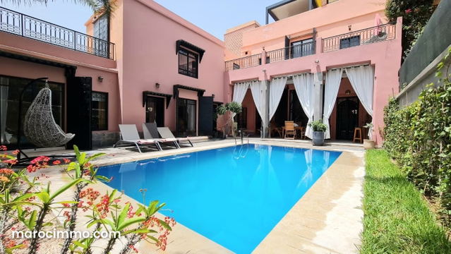 Belle villa meublée en ville à louer longue durée — Marrakech