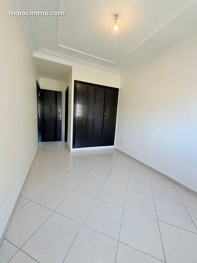 Beautiful apartment for rent in Belvédère. 90 m² surface. Terrace and elevator — 5