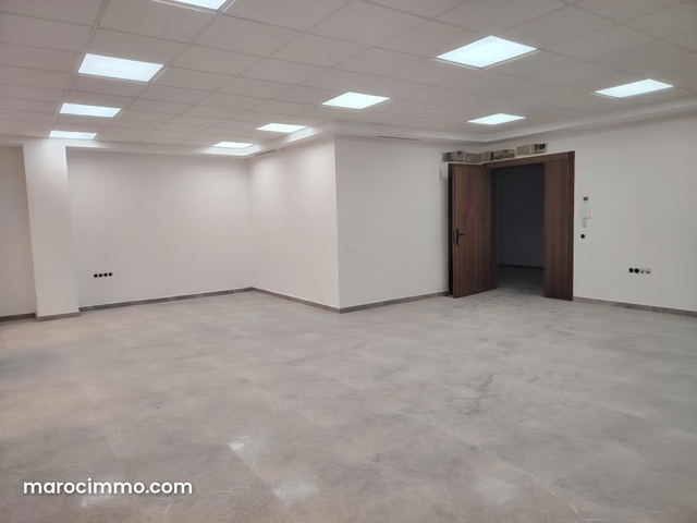 BUREAUX NEUFS en face de Prestigia HAY RIAD — Rabat