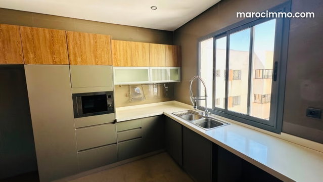 Apartment Rental in Riyadh. 5 Comfortable Rooms. Double Glazing and Central Heating — 3