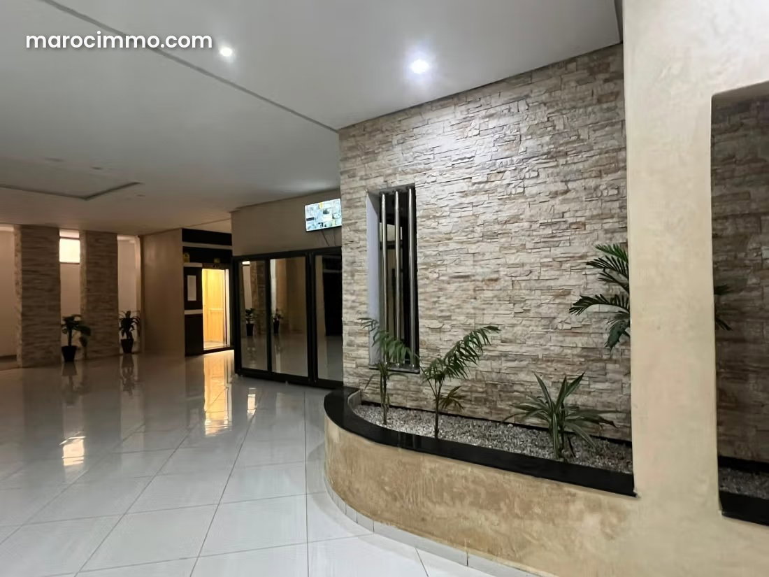 Appartement 111 m² meublé au cœur de Kénitra Centre — Kénitra
