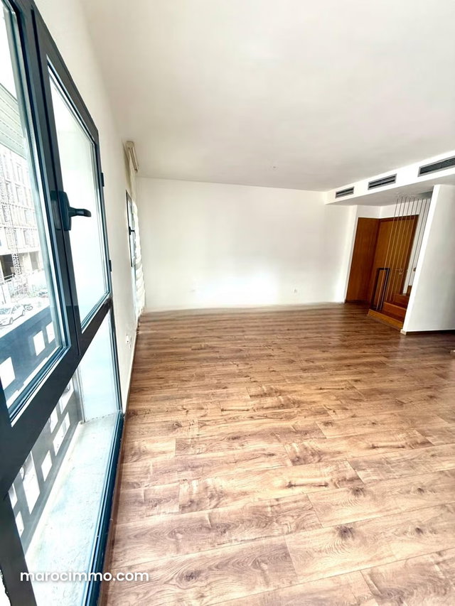 Charmant duplex à louer — 2