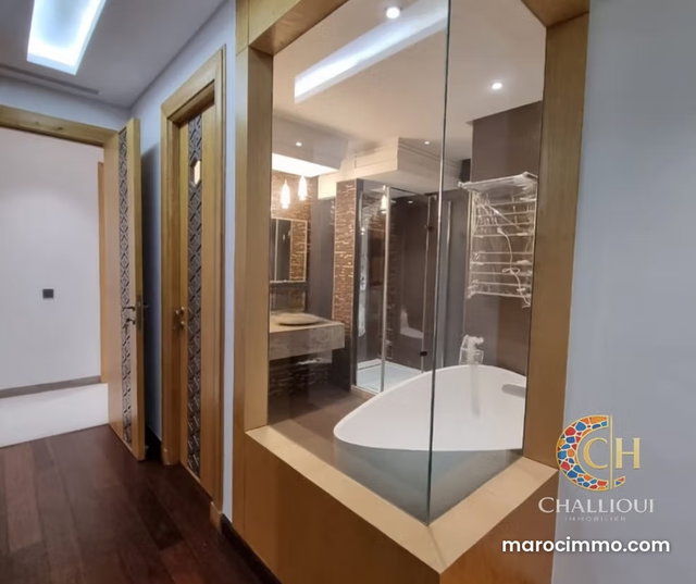 Luxury Apartment for Rent with No Neighbors in Sight — 5