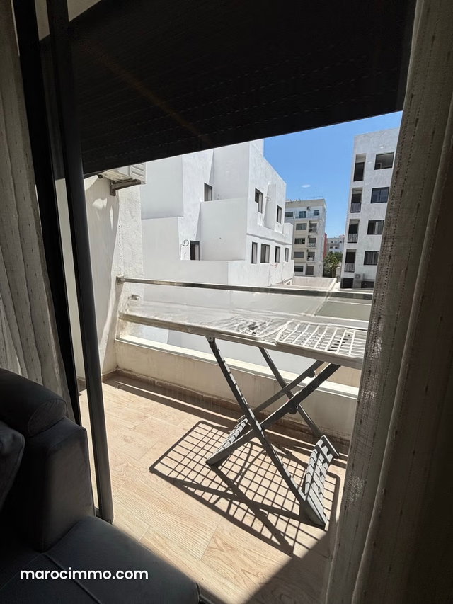 Location d'un appartement à Les Hôpitaux. Surface de 50 m². Bien meublé — 3