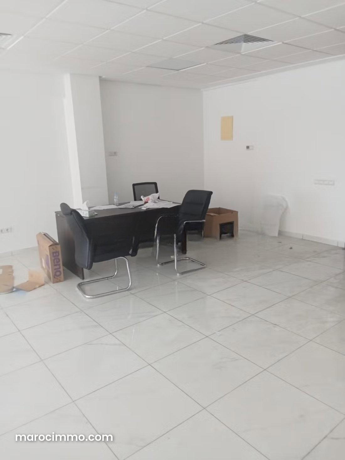 Bureau 77 m² à louer à Guéliz, Marrakech, bien placé — Marrakech