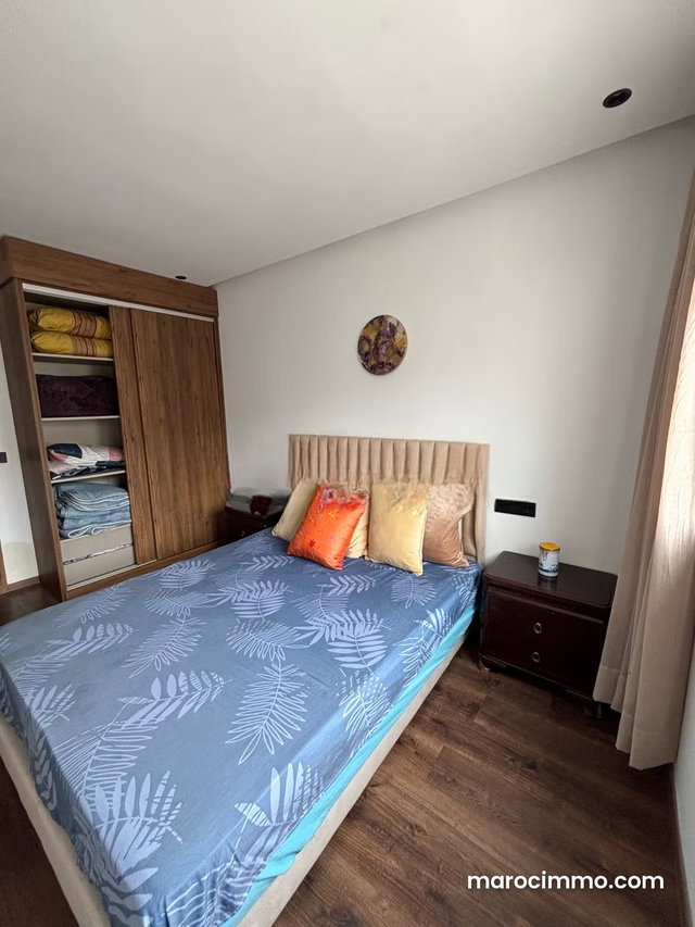 Louez cet appartement à Les Hôpitaux. 2 pièces confortables. Meublé — 3