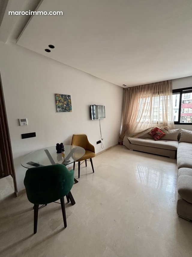 Louez cet appartement à Les Hôpitaux. 2 pièces confortables. Meublé — 2