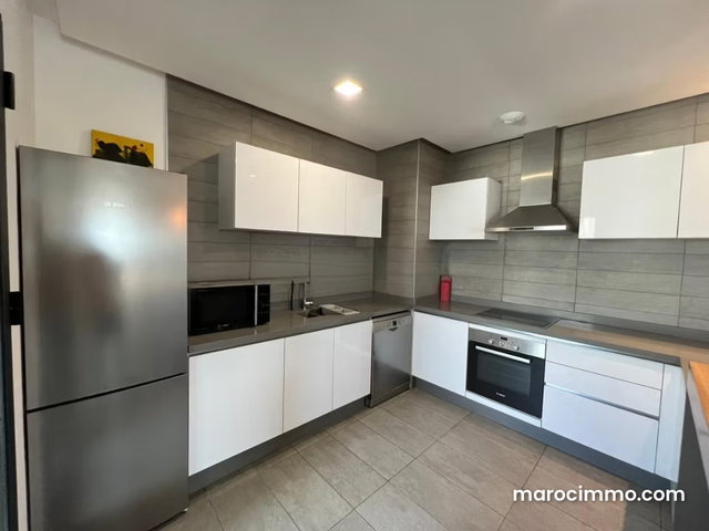 Modern Two-Bedroom Penthouse Duplex for Rent in CFC — 5