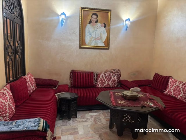 Riad à la vente à Ennakhil Palmeraie. Surface totale 74 m². Salon typique marocain, résidence sécurisée — 3