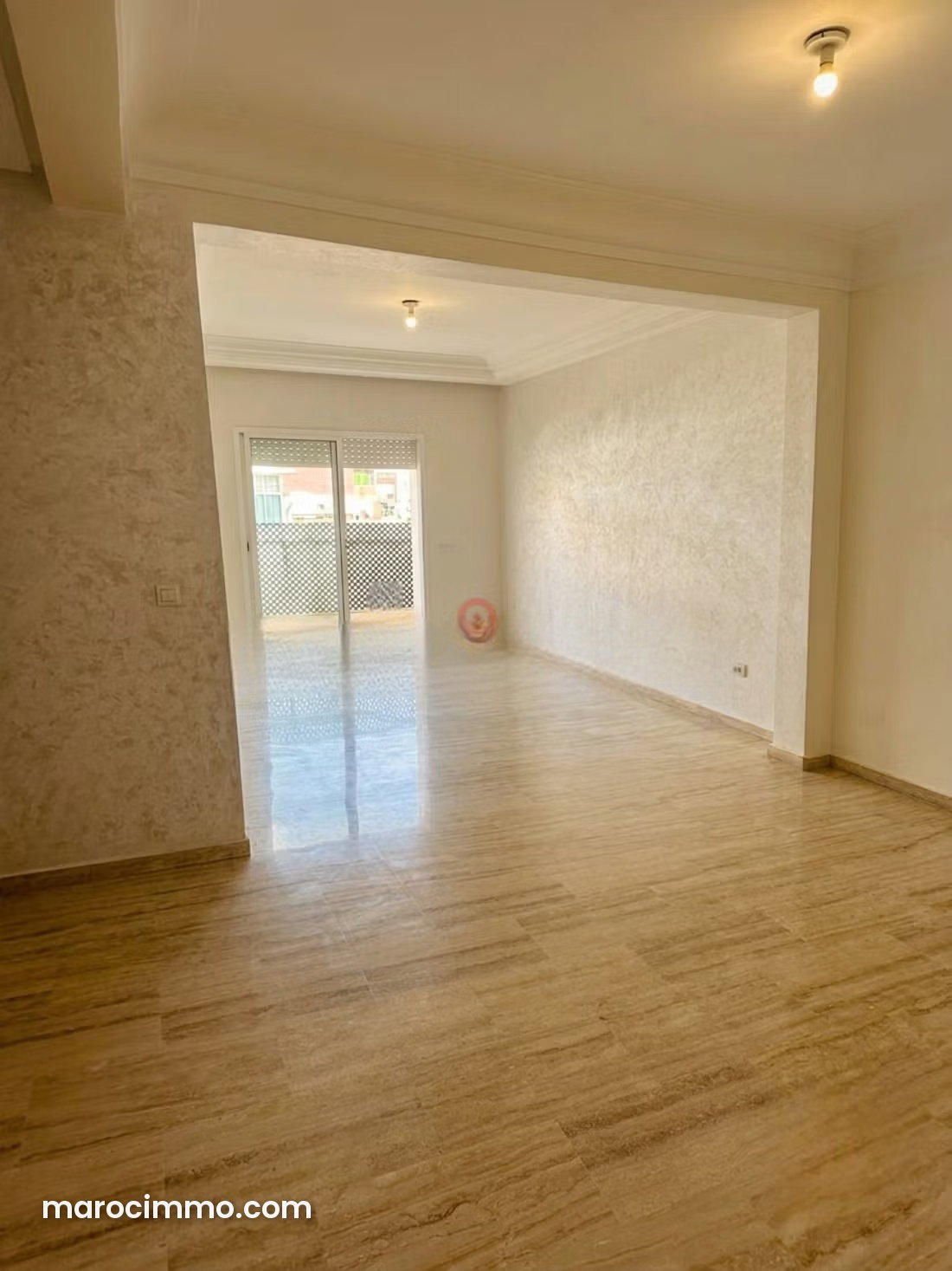 Appartement lumineux au dernier étage à Bourgogne Casablanca — Casablanca