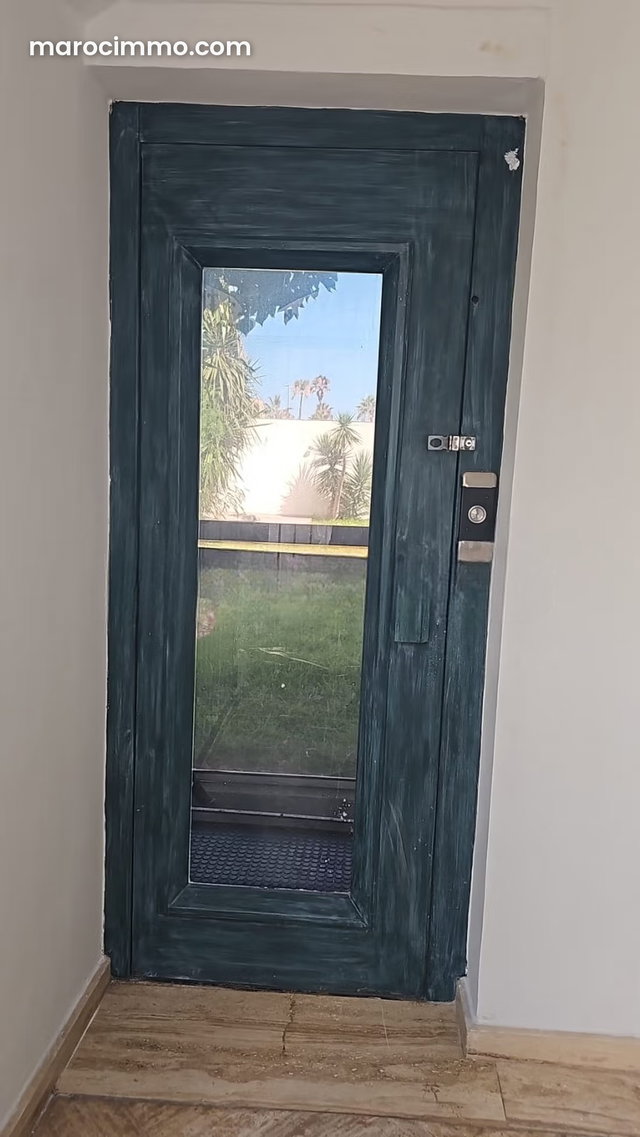 Villa vide de 538 m² avec piscine à Ain Diab — 5