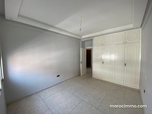 Office Desk for Rent in HAY PALESTINE — 4