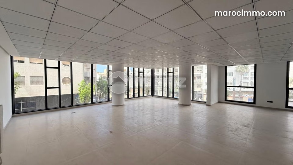 Bureau à louer 99 m² Bd Abdelmoumen Casablanca