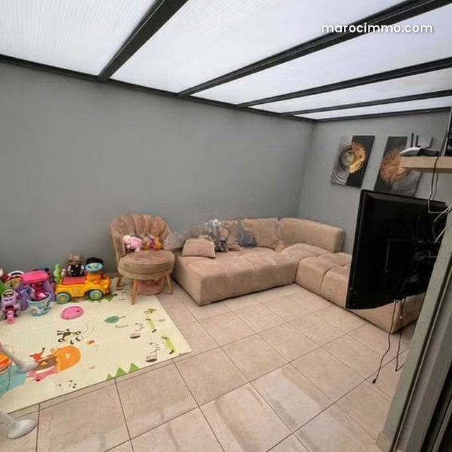 Appartement à Vendre de 101.0 m² à Casablanca, Zone Industrielle Ain Sebaa — 3