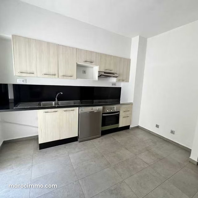 Appartement à Vendre de 266.0 m² à Casablanca, Oasis — 4