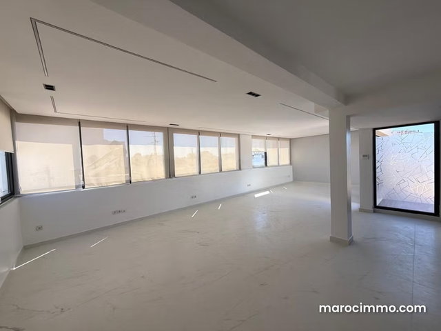 Immeuble de bureaux 1450 m² Gauthier — 2