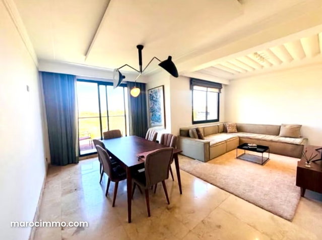 Superbe appartement 2 chambres meublé avec vue sur piscine et chambre de personnel — 4