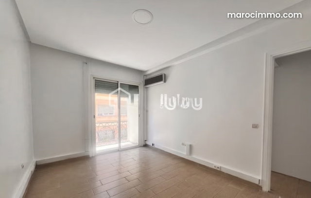 Bureau de 107 m² à Casablanca — 4