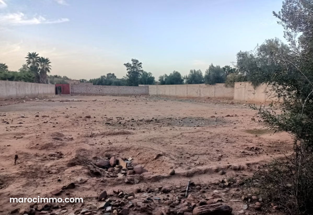 Terrain titré 2000 m² Route d'Ourika Marrakech vue Atlas — Marrakech