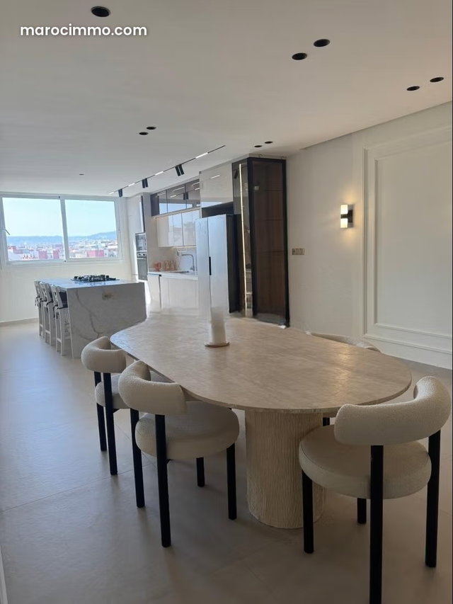 Appartement Européen Meublé de Luxe à Tanger — 3