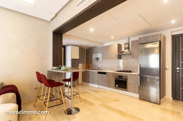 Top appartement meublé à louer à racine — 2
