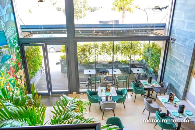 En Location Gérance: Magnifique Café Restaurant entièrement Équipé dans une zone à fort achalandage à Casablanca — 4