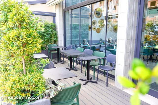 En Location Gérance: Magnifique Café Restaurant entièrement Équipé dans une zone à fort achalandage à Casablanca — 2