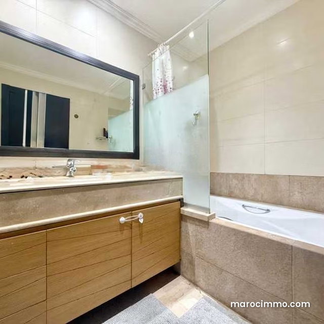 Appartement à Louer de 199.0 m² à Casablanca, Ain Diab — 4