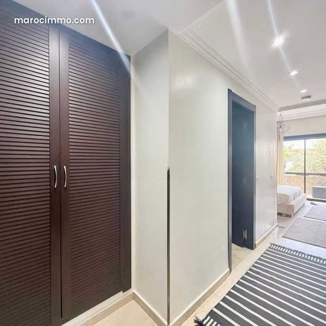 Appartement à Louer de 199.0 m² à Casablanca, Ain Diab — 2