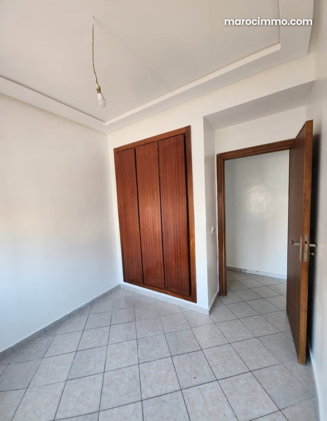 Appart 3ch Salon 110m2 enface L'Hôpital 20 Août — 3