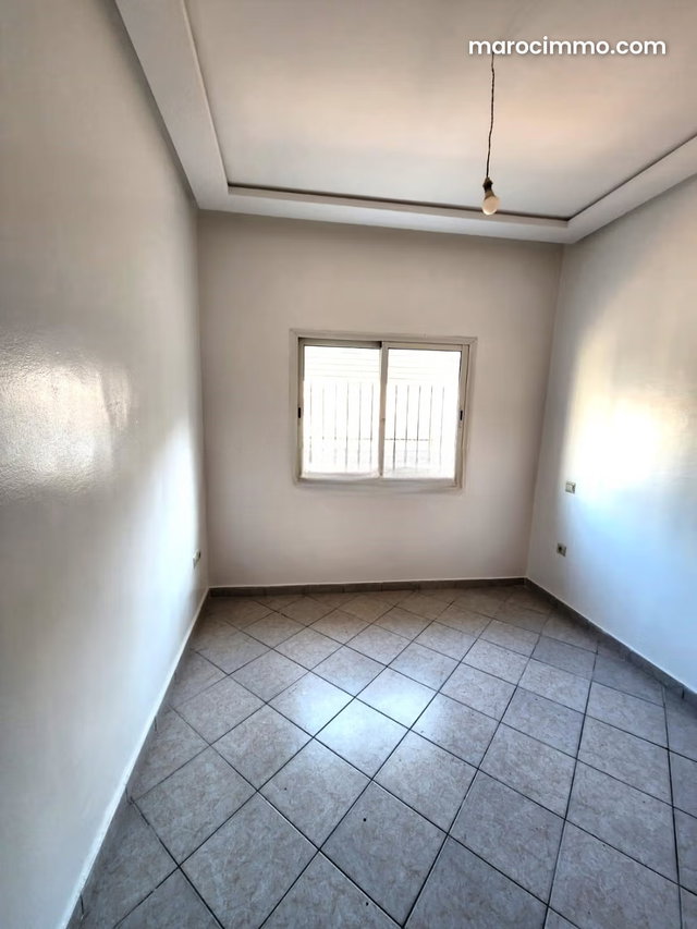 Appart 3ch Salon 110m2 enface L'Hôpital 20 Août — 2